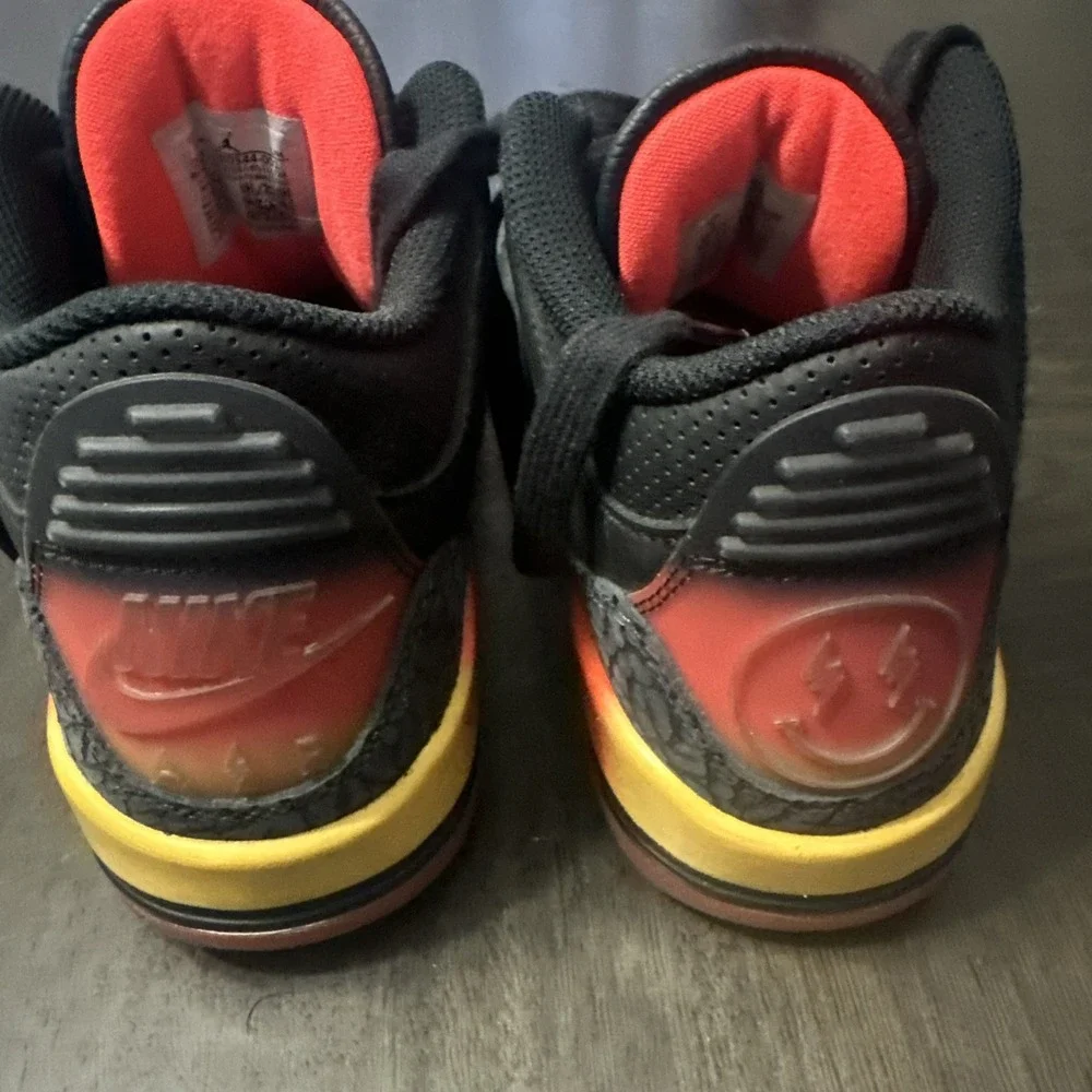 Size 5- Nike Air J. Balvin x Air Jordan 3 Retro Rio FN0344001